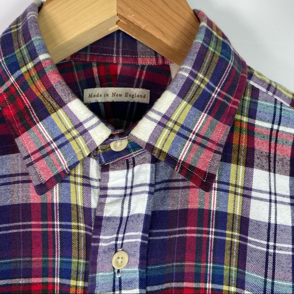 Button down shirt causal plaid small - Picture 6 of 9